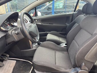 Peugeot 207CC 1.6i 16v - 11