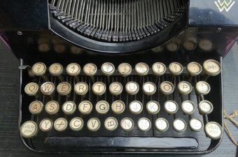 Psací stroj ORGA PRIVAT - 11