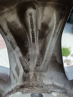 ZANOVNI ZIMNI al kola 17" ORIGINAL TOYOTA RAV 4 - 11