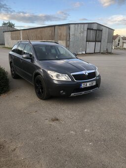 Skoda Octavia2 Scout - 11