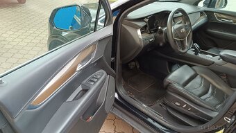 CADILLAC XT5, PLATINUM Top stav, 51000 km R.v.2017 Max sleva - 11