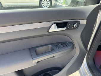 Volkswagen Touran 1.6 Tdi 77kw 7míst  BEZ KOROZE - 11