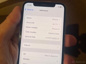 iPhone X 256GB pěkný stav - 11