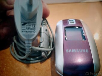 Historický funkční SAMSUNG SGH -E530 vajíčko Krabicovka - 11