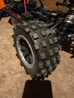 LOSI DBXL-E 2.0 - 11