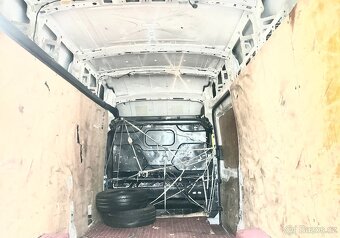 Ford Transit Jumbo 2.2tdci92kw klimatizace tempomat - 11