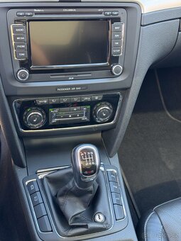 ŠKODA SUPERB II 2.0 TDI 4x4 125Kw Combi Exclusive - 11