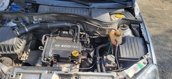 OPEL CORSA 1.0 i r.v.2004nekorodovaná pěkna - 11