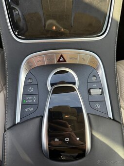 Mercedes-Benz S-Class 63AMG V8 Bi-Turbo model 2015 - 11
