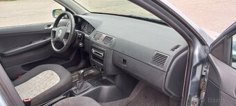 Škoda Fabia 1.4i 16V 55kW r.2005 nová STK 6/2027 - 11