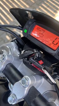 Aprilia sx 125 supermoto - 11