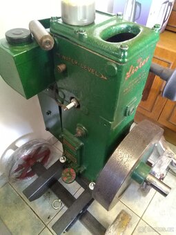 Stabilní motor - 11