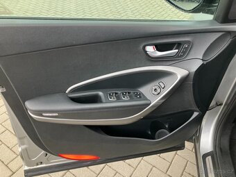 Hyundai Grand Santa Fe 2.2CRDI 4X4 LUXURY AT - 11