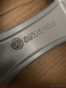 Orig Mercedes GLC r18 X253 C253 235/60/18 99% - 11