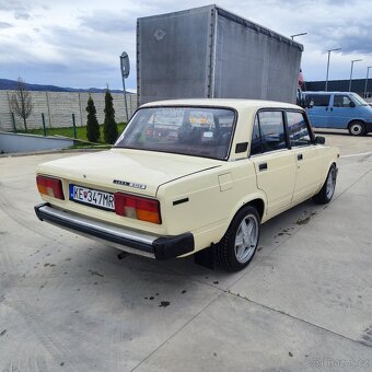 Lada 2105 - 11