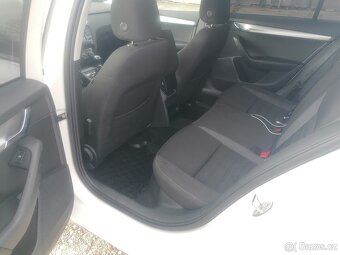 Predam Škoda Oktavia 3 1.6TDI 85kw - 11