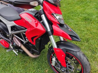 Ducati Hyperstrada 821 (2014) SLEVA - 11