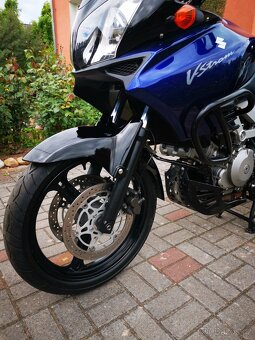 Suzuki DL1000 V-Strom K4 - 11