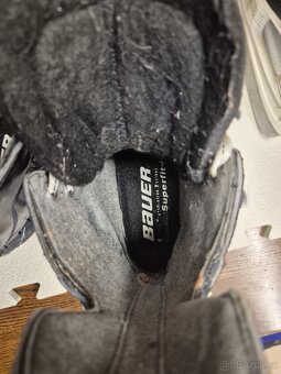 Brusle Bauer 33 - 11