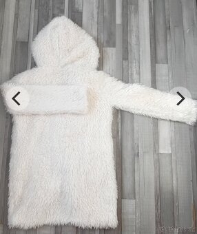 Balík oblečení S/34 – 4 kusy, super stav - 11