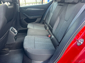 Škoda Octavia 2.0TDi Style, liftback, Red Velvet - 11