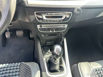 Renault Megane 2010 - 11