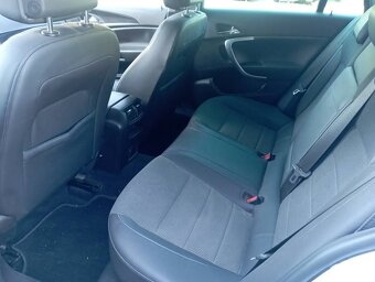 Opel Insignia Tourer /Cosmo/Italie - 11