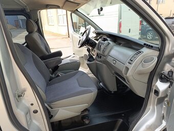 Opel Vivaro Trafic 2.0 DCi long 84kw 5míst tažné - 11