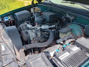 Prodám GMC Sierra - 11