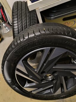Alu kola Hyundai i20 5x114,3 r16 Originál, pneu Michelin 98% - 11