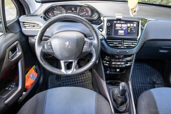 Peugeot 2008 - 11
