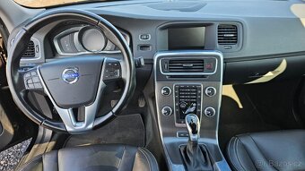 Volvo V60, 2.4 D6 AWD 162 kW PLUG-IN HYBRID - 11