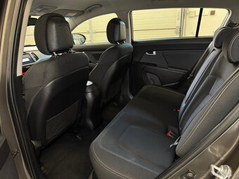 Kia Sportage 1.6 GDI 99 kW rv.11/2014 koupeno v čr 2 majitel - 11