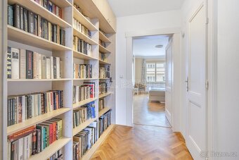 Pronájem vybaveného bytu 2+kk, 55 m2 plus sklep - Praha - Vi - 11