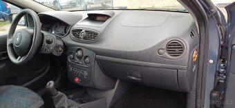 Renault Clio 1.2i klimatizace - 11