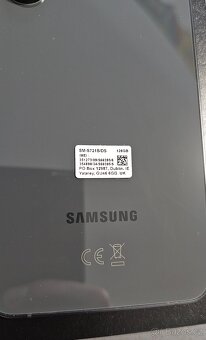 Samsung Galaxy S24 FE - 11
