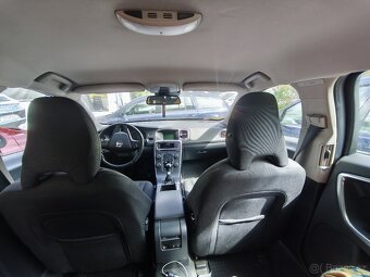 Volvo V60 1.6 TDi DRIVe 2011 PRASKLÝ MOTOR - 11
