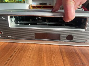 Videorekordér Lg Em999NY - 11