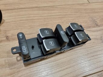 VYPINAC SVETEL OVLADANI OKEN ZDRUZENY OVLADAC - 11