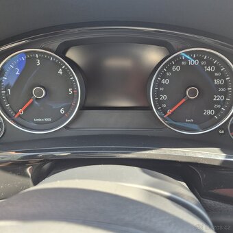 Volkswagen Touareg - 11