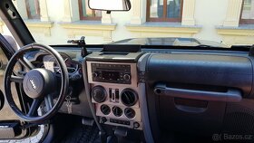 prodám Jeep wrangler rubicon JK možný odpočet DPH - 11