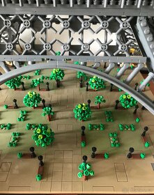 Lego stavebnice - limitovaná edice - Eiffelova věž - 11
