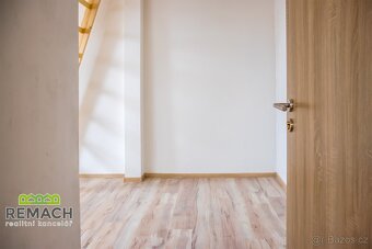 Pronájem, Atypický byt,  55 m2 - Dvůr Králové nad Labem - 11