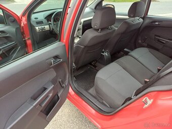 SLEVA Prodám opel astra H combi 1,3 cdti 66kW - 11