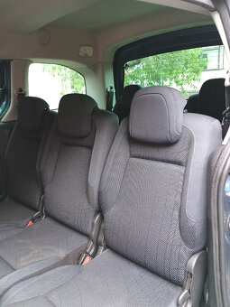 Peugeot Partner Tepee - 11