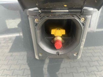 OBYTNÉ AUTO M1 Iveco Daily 3.0, 132kW AUTOMAT - 11