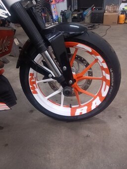 KTM Duke 390 White ABS - 11