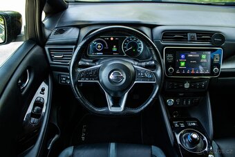 Nissan Leaf Tekna e 62kWh 160kw 400km Dojadz - 11