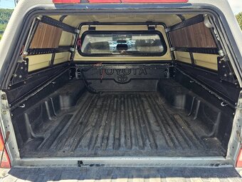 Toyota Hilux 2.5D-4D 88 kW 4x4 Double Cab - 11