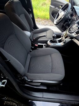 Chevrolet Cruze 2,0 nafta 120kw - 11